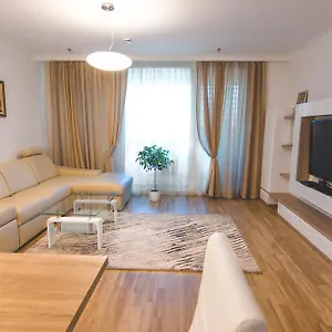 Hauptbahnhof Arsenal Apartment Vienna
